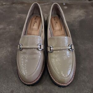 Me Too Womens Tan  Lug Sole Loafers Size 7